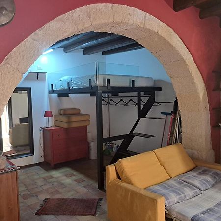 Ferienwohnung Ortigia L'Antico Dammuso Syrakus Exterior foto