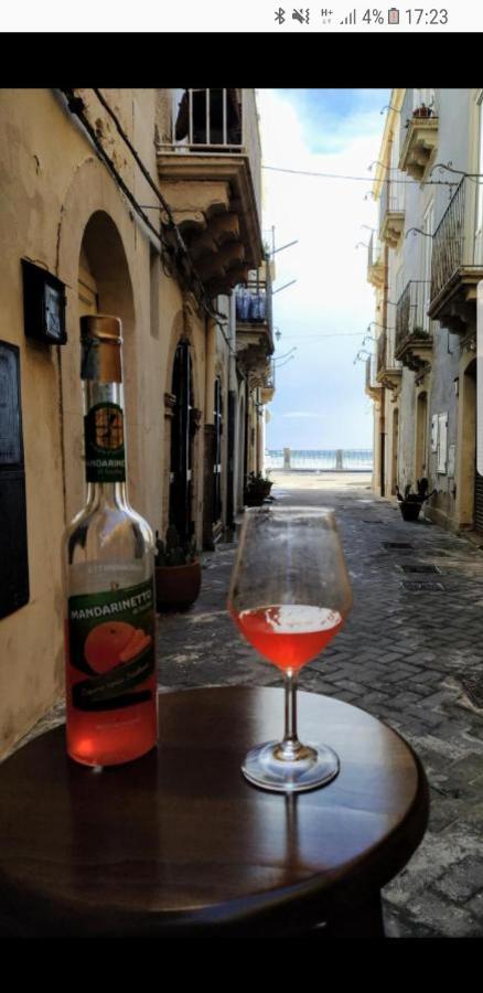 Ferienwohnung Ortigia L'Antico Dammuso Syrakus Exterior foto